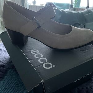 ECCO Women's Beige Dune Mary Jane Heels